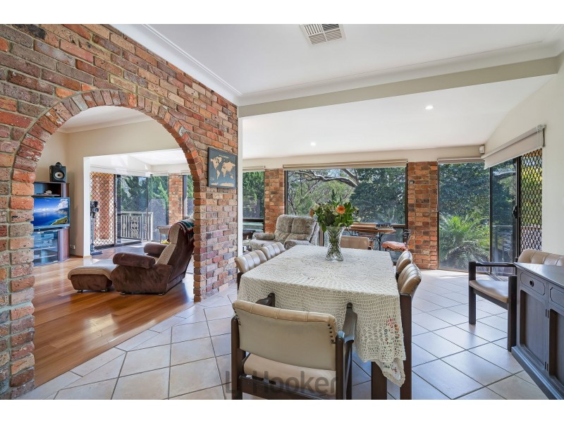138 Cherry Road, Eleebana NSW 2282