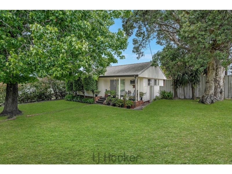 1 Mallee Street, Gateshead NSW 2290