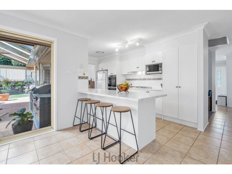 19 Mountbatten Place, Valentine NSW 2280