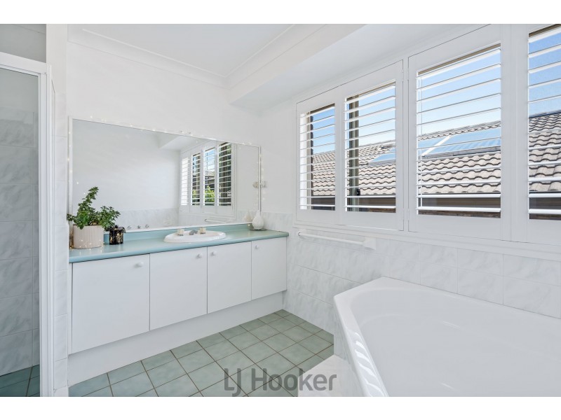 19 Mountbatten Place, Valentine NSW 2280