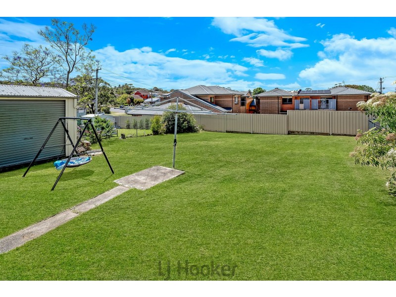 19 Leicester Avenue, Belmont North NSW 2280