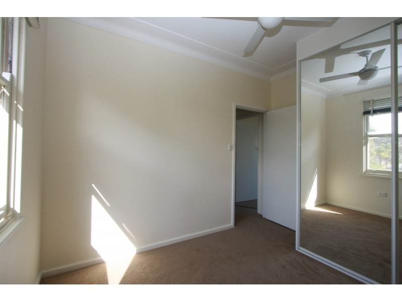 6 Oak Avenue, Cardiff NSW 2285