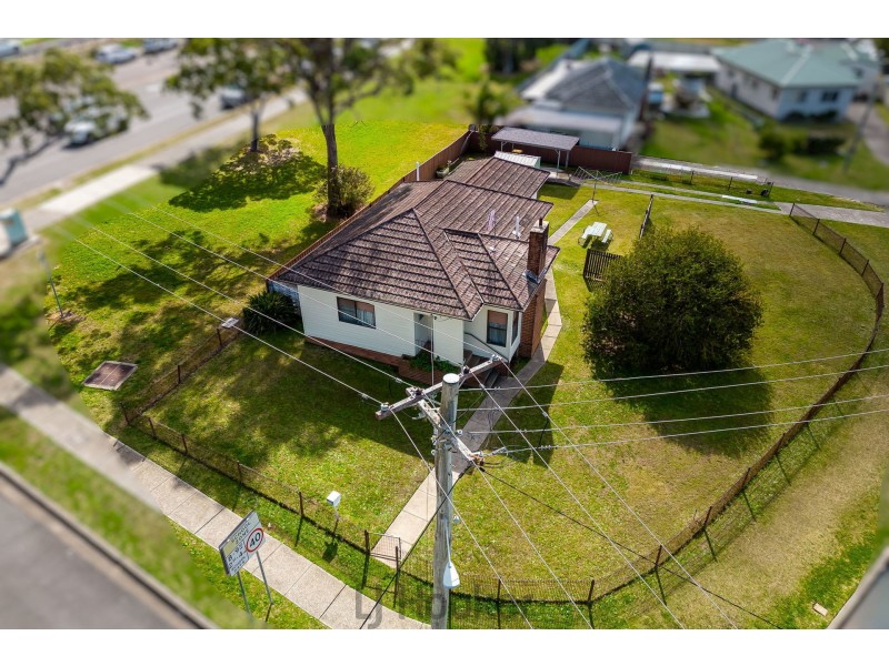 27 The Crescent, Gateshead NSW 2290