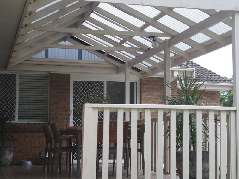 2 Excalibur Parade, Valentine NSW 2280
