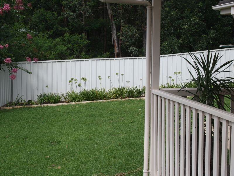 2 Excalibur Parade, Valentine NSW 2280