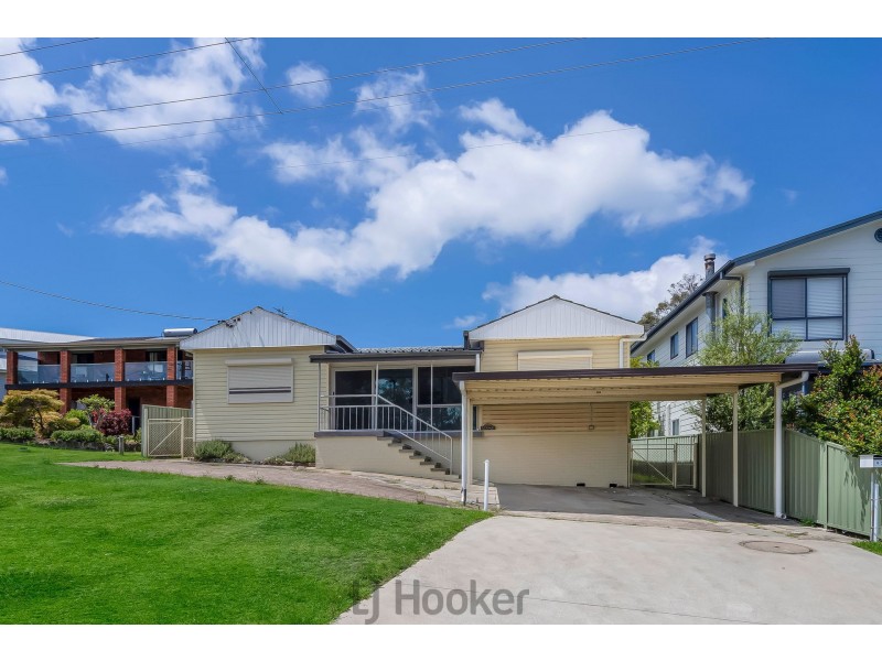 92 Watkins Road, Wangi Wangi NSW 2267