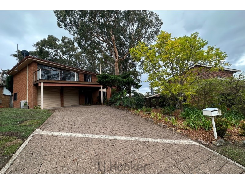 4 Kembla Close, Toronto NSW 2283