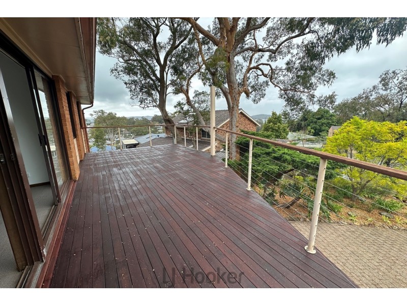 4 Kembla Close, Toronto NSW 2283