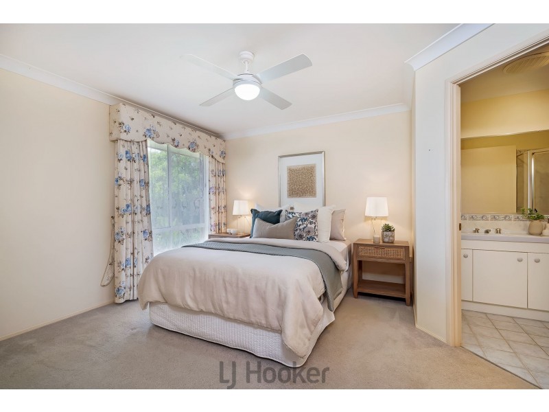 19 Outlook Close, Mount Hutton NSW 2290