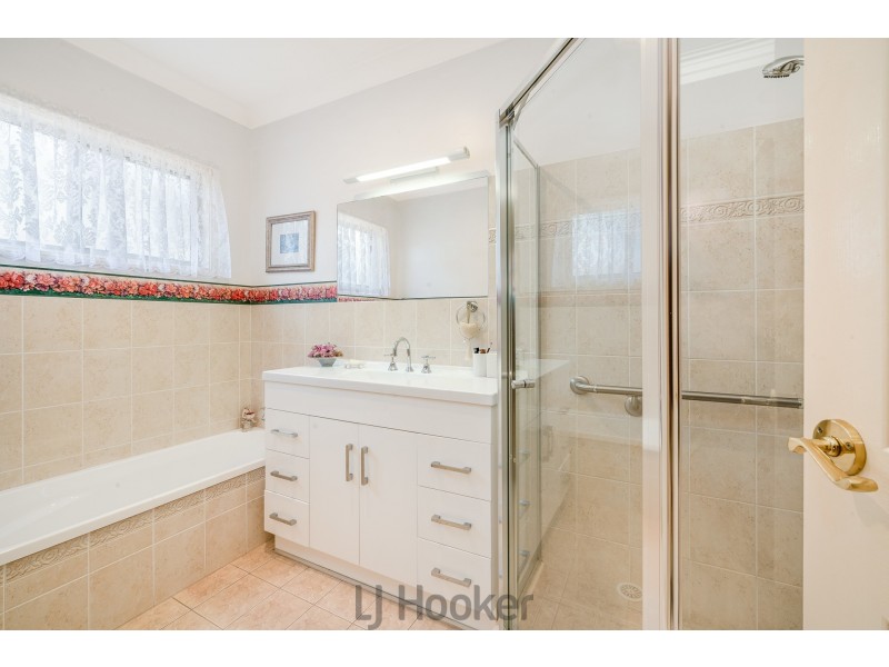 1 Wildwood Way, Valentine NSW 2280