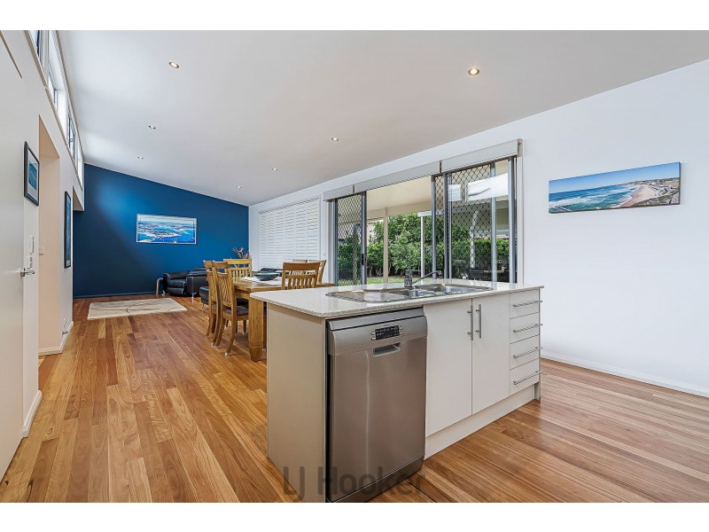 55 John Fisher Road, Belmont North NSW 2280