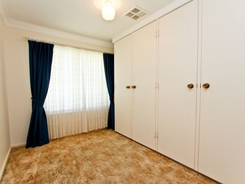 36 Glad Gunson Drive, Eleebana NSW 2282