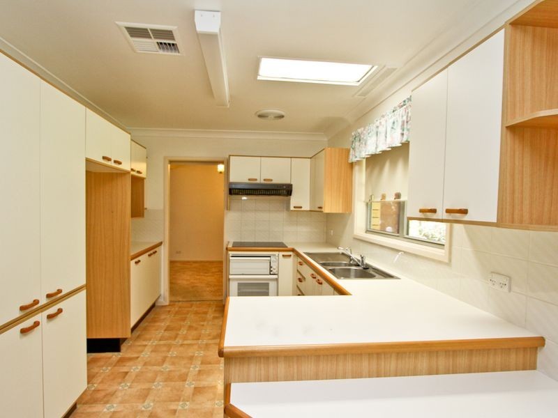 36 Glad Gunson Drive, Eleebana NSW 2282