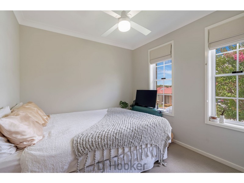 31 Harmony Crescent, Mount Hutton NSW 2290