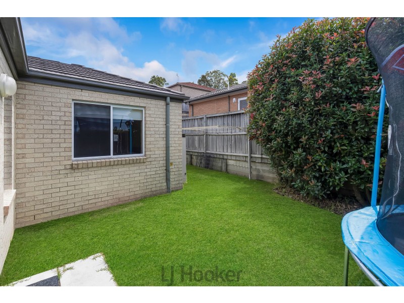 31 Harmony Crescent, Mount Hutton NSW 2290