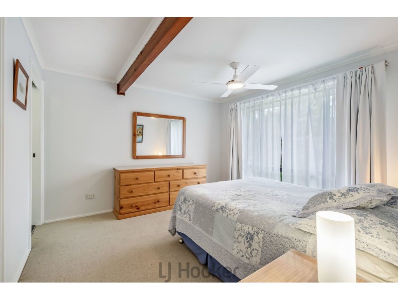 10 Leasingham Close, Eleebana NSW 2282