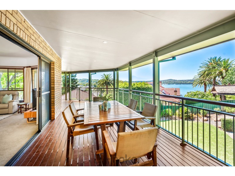 376 The Esplanade, Speers Point NSW 2284
