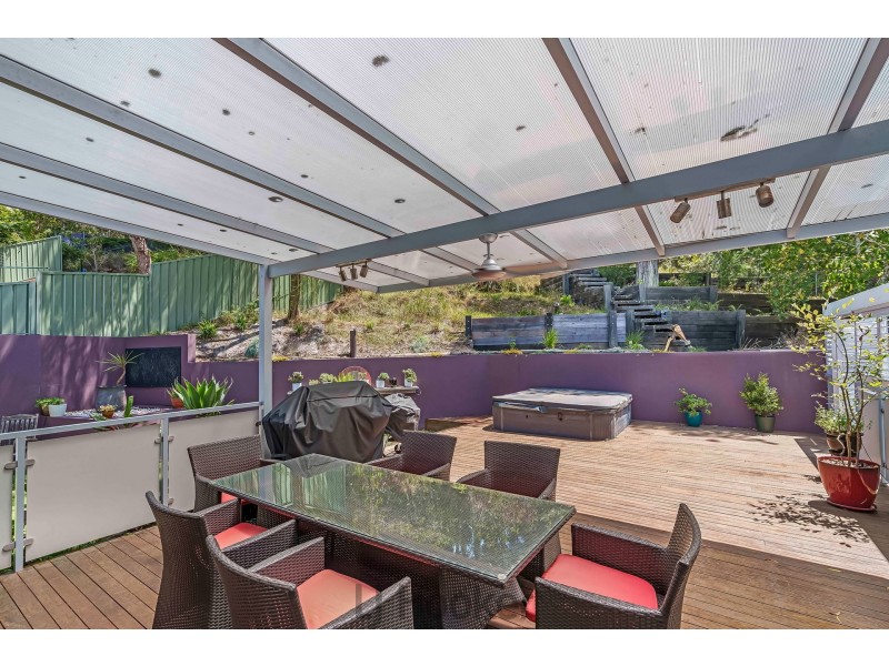 23 Delma Parade, Warners Bay NSW 2282