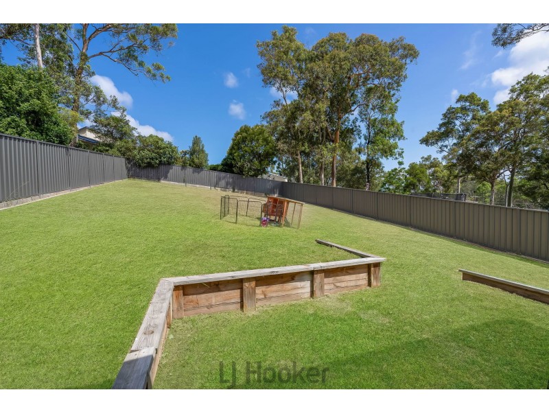 8 Quigley Road, Bolton Point NSW 2283