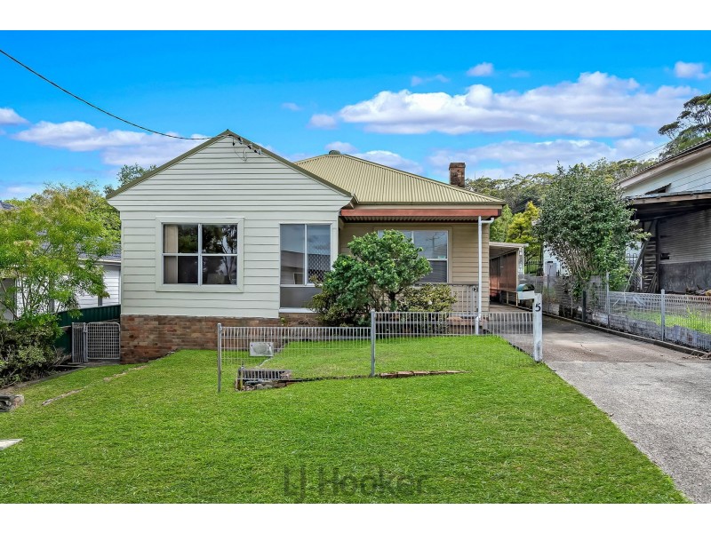 5 Heshbon Street, Gateshead NSW 2290