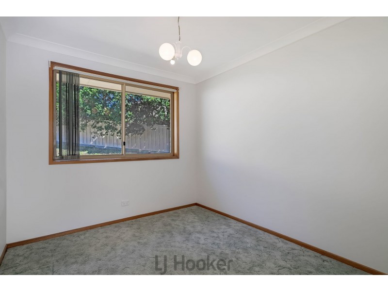 4 Calgarth Court, Lakelands NSW 2282