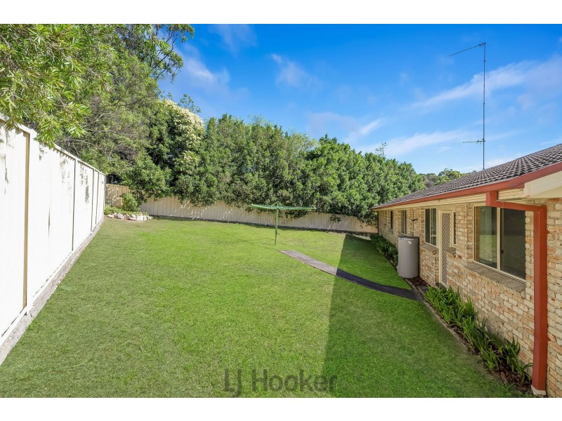 4 Calgarth Court, Lakelands NSW 2282