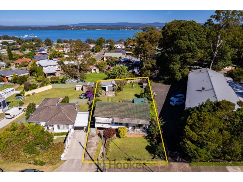 1 Augusta Street, Warners Bay NSW 2282