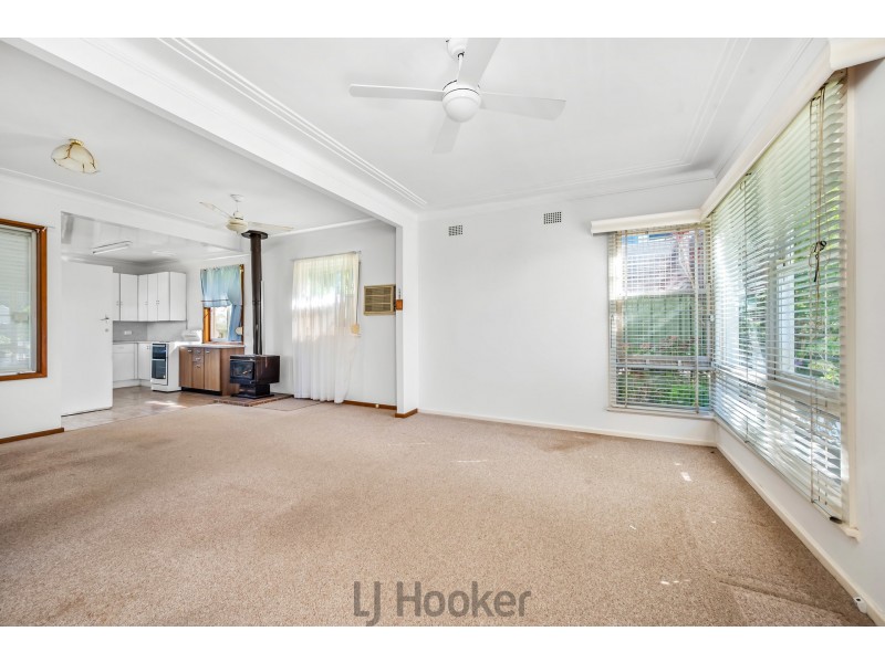 1 Augusta Street, Warners Bay NSW 2282