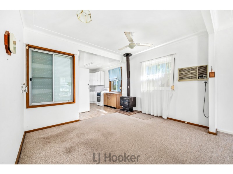 1 Augusta Street, Warners Bay NSW 2282