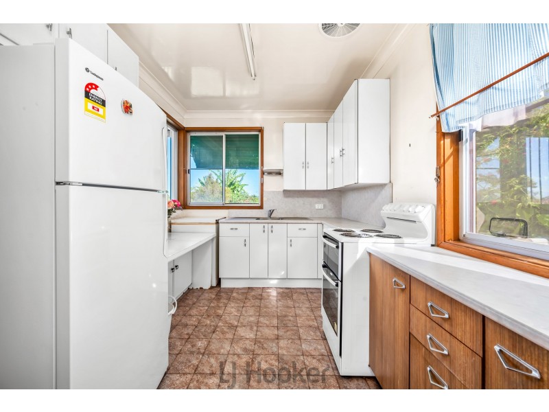 1 Augusta Street, Warners Bay NSW 2282