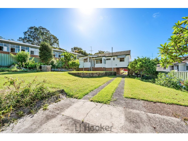 1 Augusta Street, Warners Bay NSW 2282