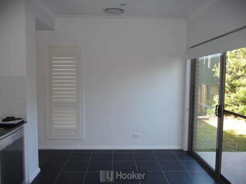 3/8 Bayview Street, Warners Bay NSW 2282
