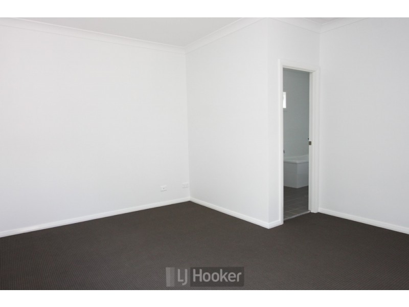3/8 Bayview Street, Warners Bay NSW 2282