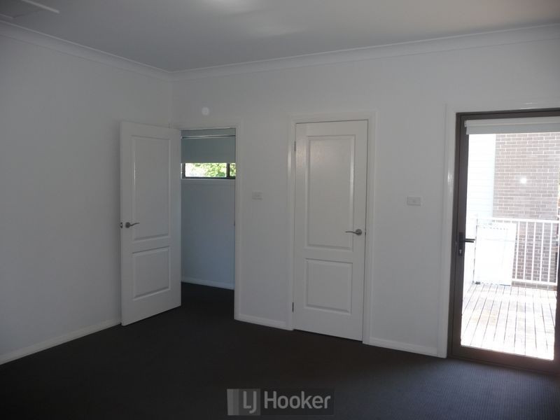 3/8 Bayview Street, Warners Bay NSW 2282