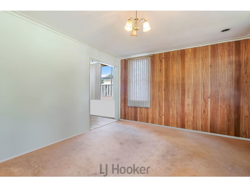 68 Coral Crescent, Gateshead NSW 2290