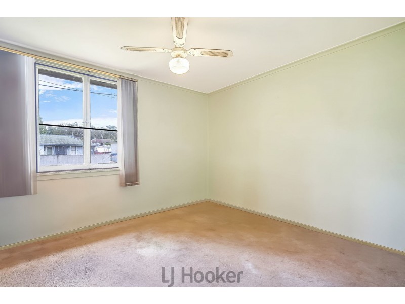 68 Coral Crescent, Gateshead NSW 2290