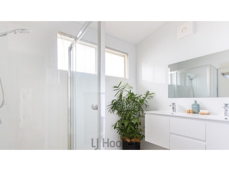 1/212 Warners Bay Road, Mount Hutton NSW 2290