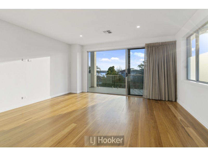 5b Jones Avenue, Warners Bay NSW 2282