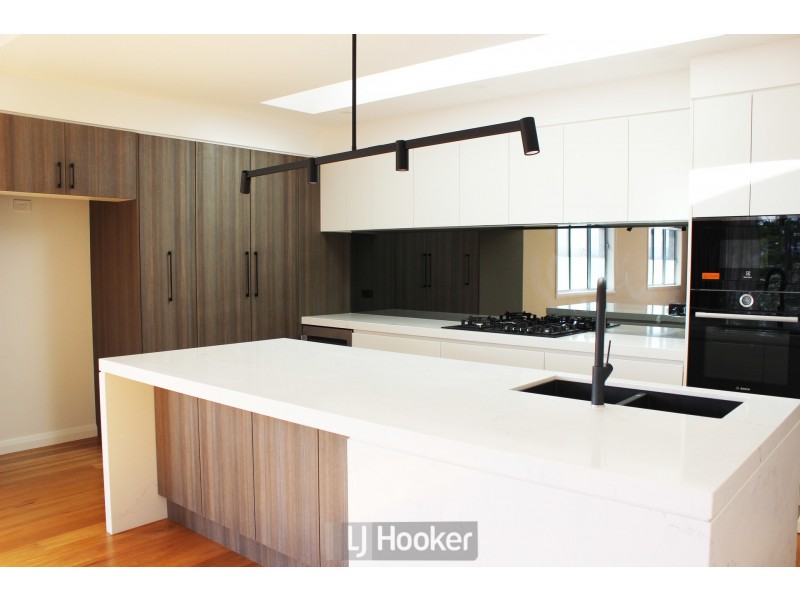 5b Jones Avenue, Warners Bay NSW 2282