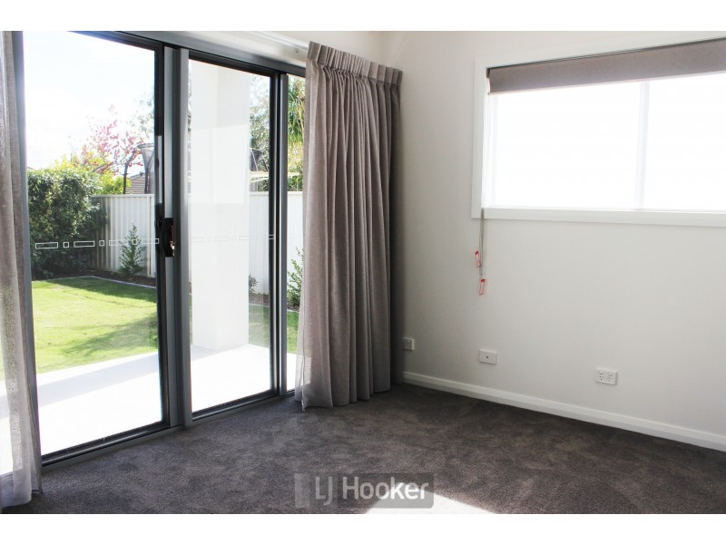 5b Jones Avenue, Warners Bay NSW 2282