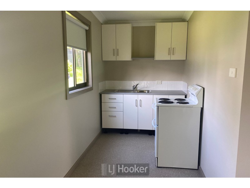 20a Lake Road, Fennell Bay NSW 2283