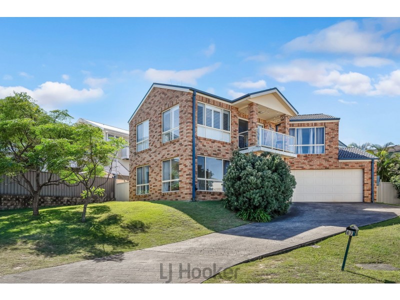 67 Geraldton Drive, Redhead NSW 2290