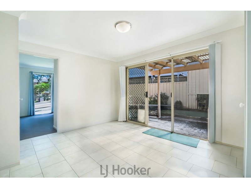 67 Geraldton Drive, Redhead NSW 2290