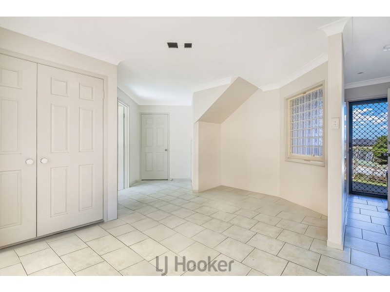 67 Geraldton Drive, Redhead NSW 2290