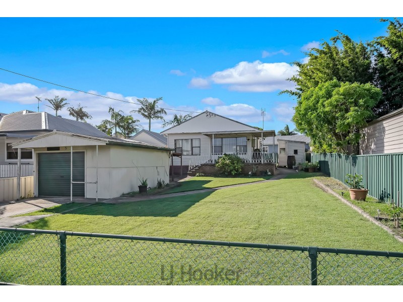 5 Marks Street, Belmont NSW 2280