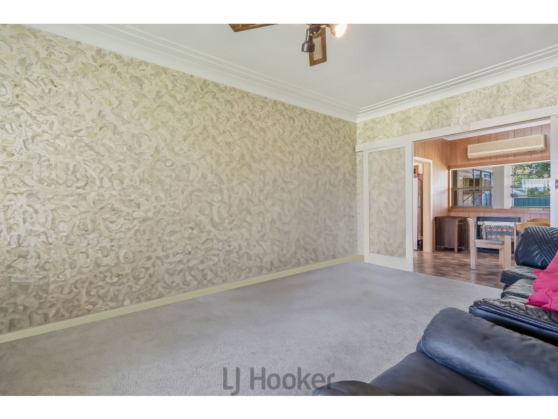 5 Marks Street, Belmont NSW 2280