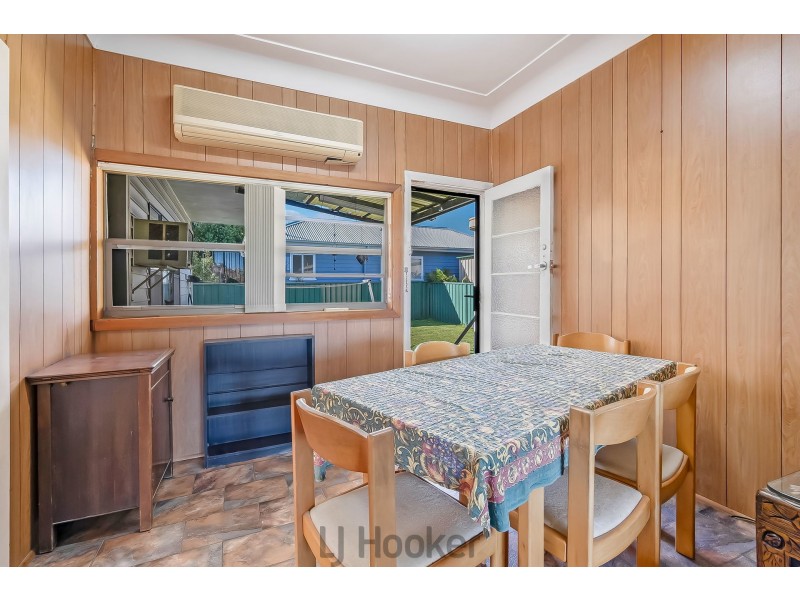 5 Marks Street, Belmont NSW 2280