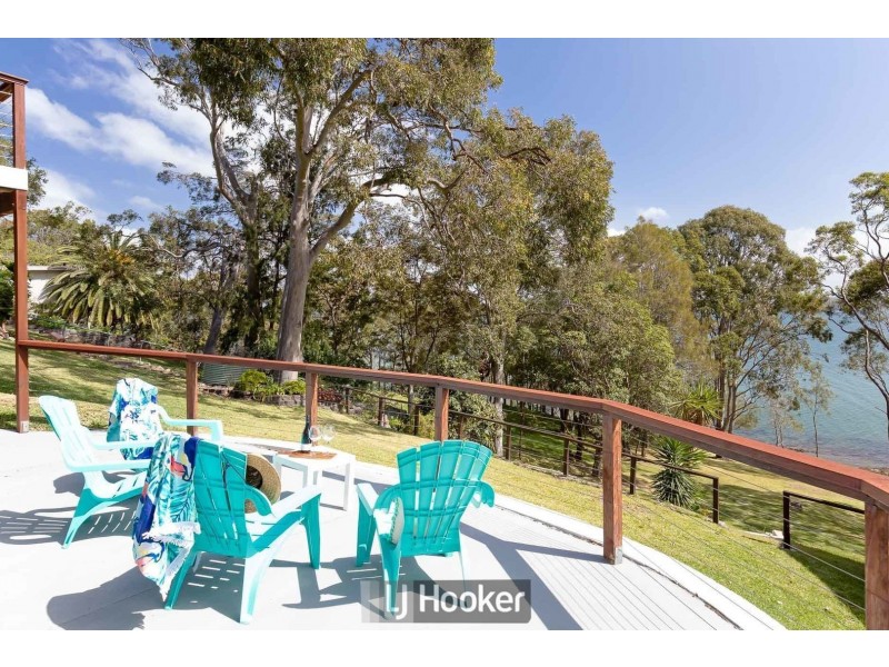 106 Beach Road, Wangi Wangi NSW 2267