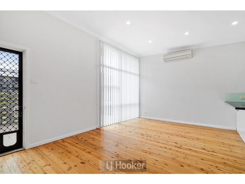 28 Warners Bay Road, Warners Bay NSW 2282