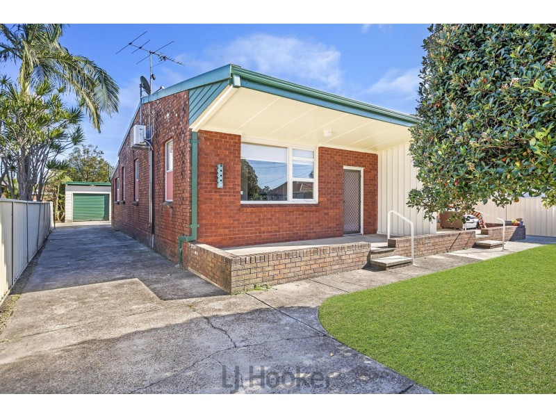 2/5 Ashley Street, Marks Point NSW 2280